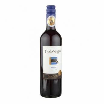 Via San Pedro - Merlot Central Valley Gato Negro (750ml) (750ml)