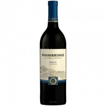 Woodbridge Merlot (750ml) (750ml)